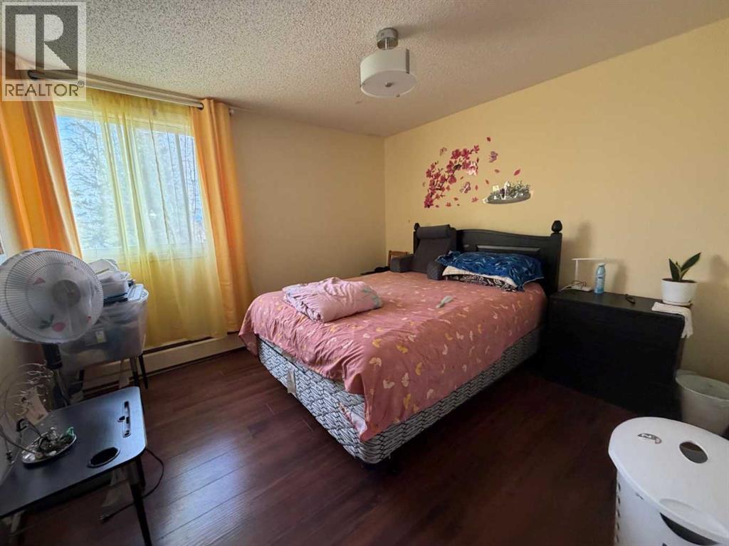 111 Charles Avenue, Fort McMurray