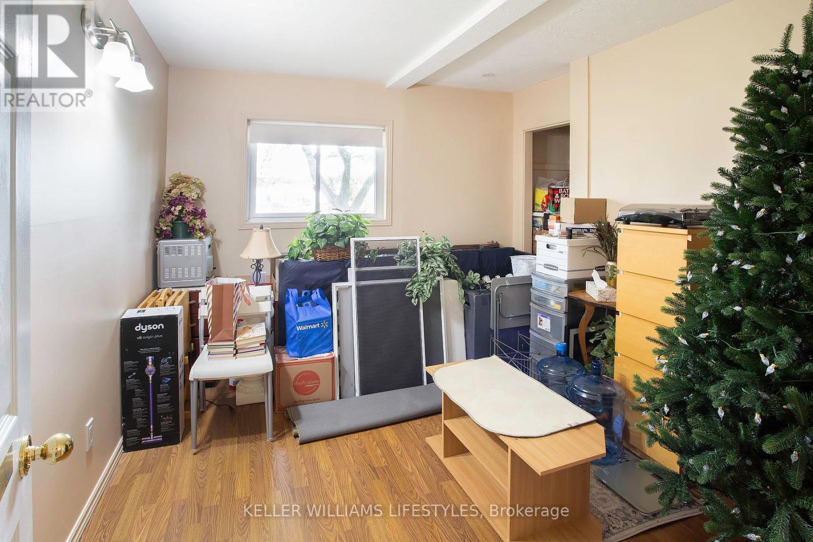 1468 GAINSBOROUGH ROAD - 25
