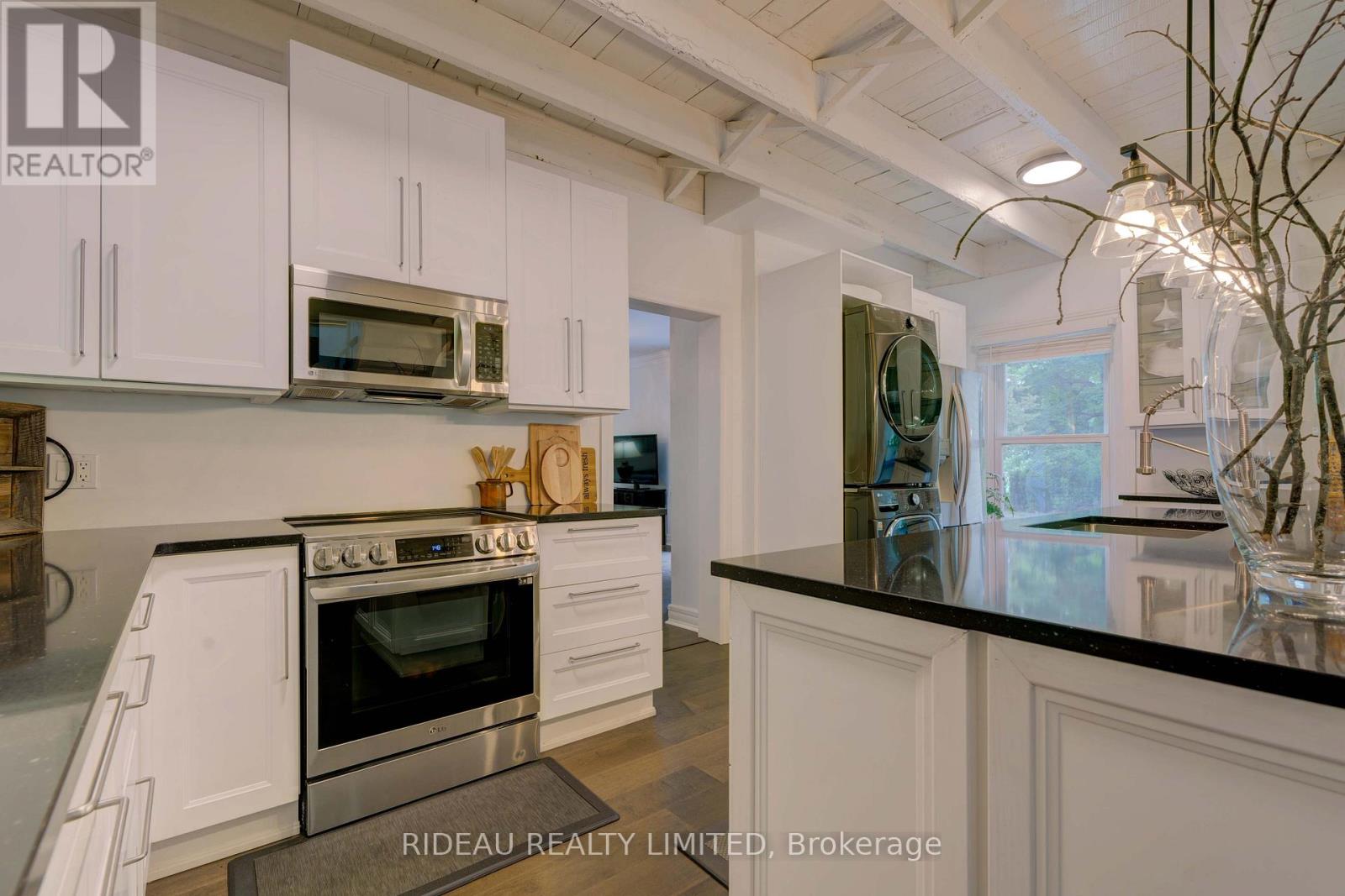 784 MCCANN ROAD - 12