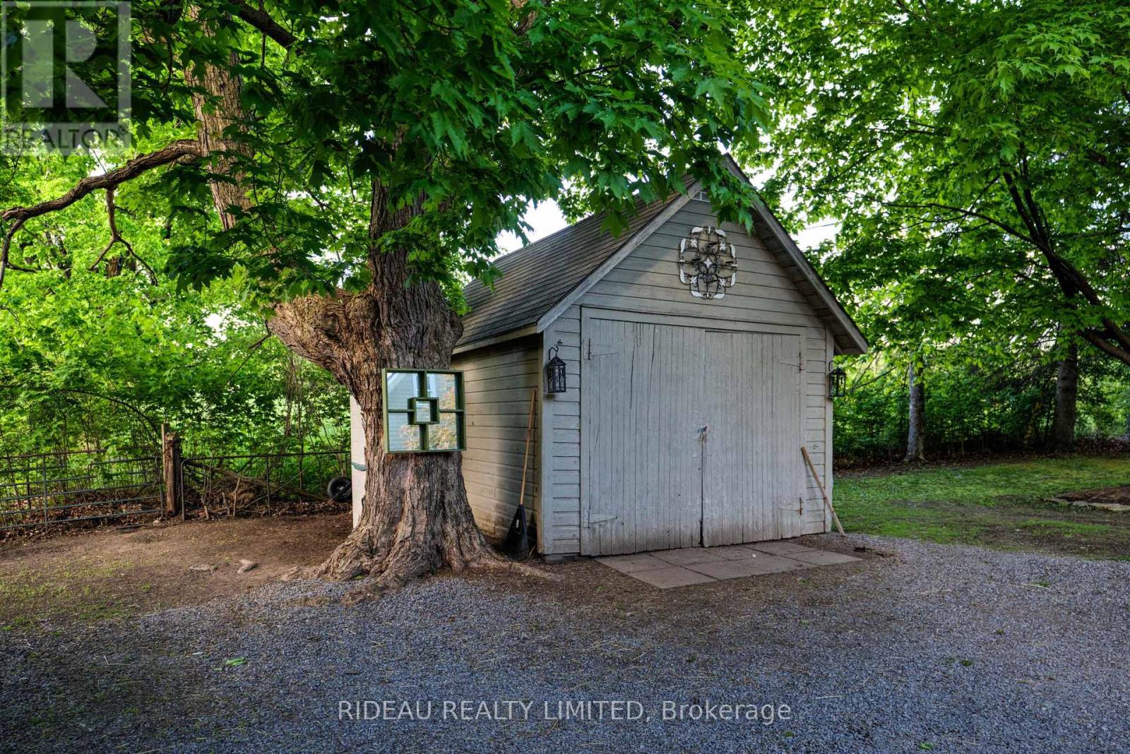 784 MCCANN ROAD - 40