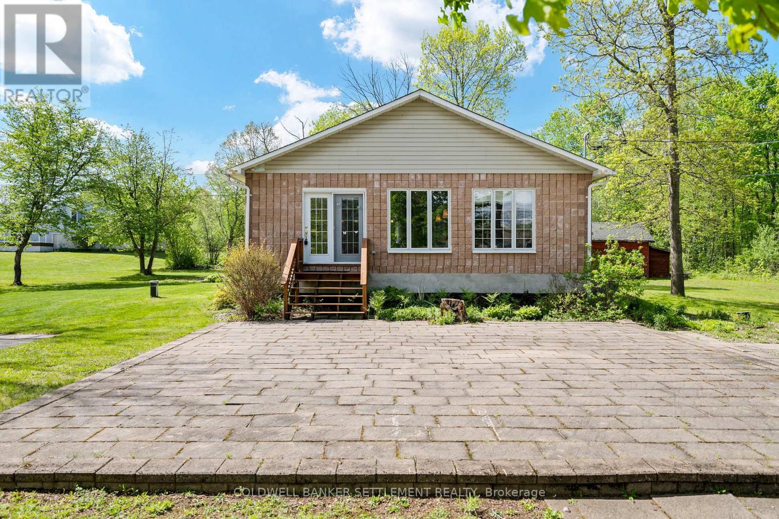 52 BERRY PARK LANE - 14