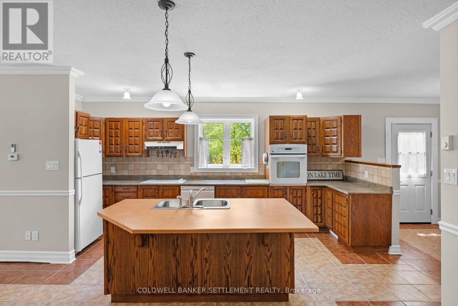 52 BERRY PARK LANE - 22
