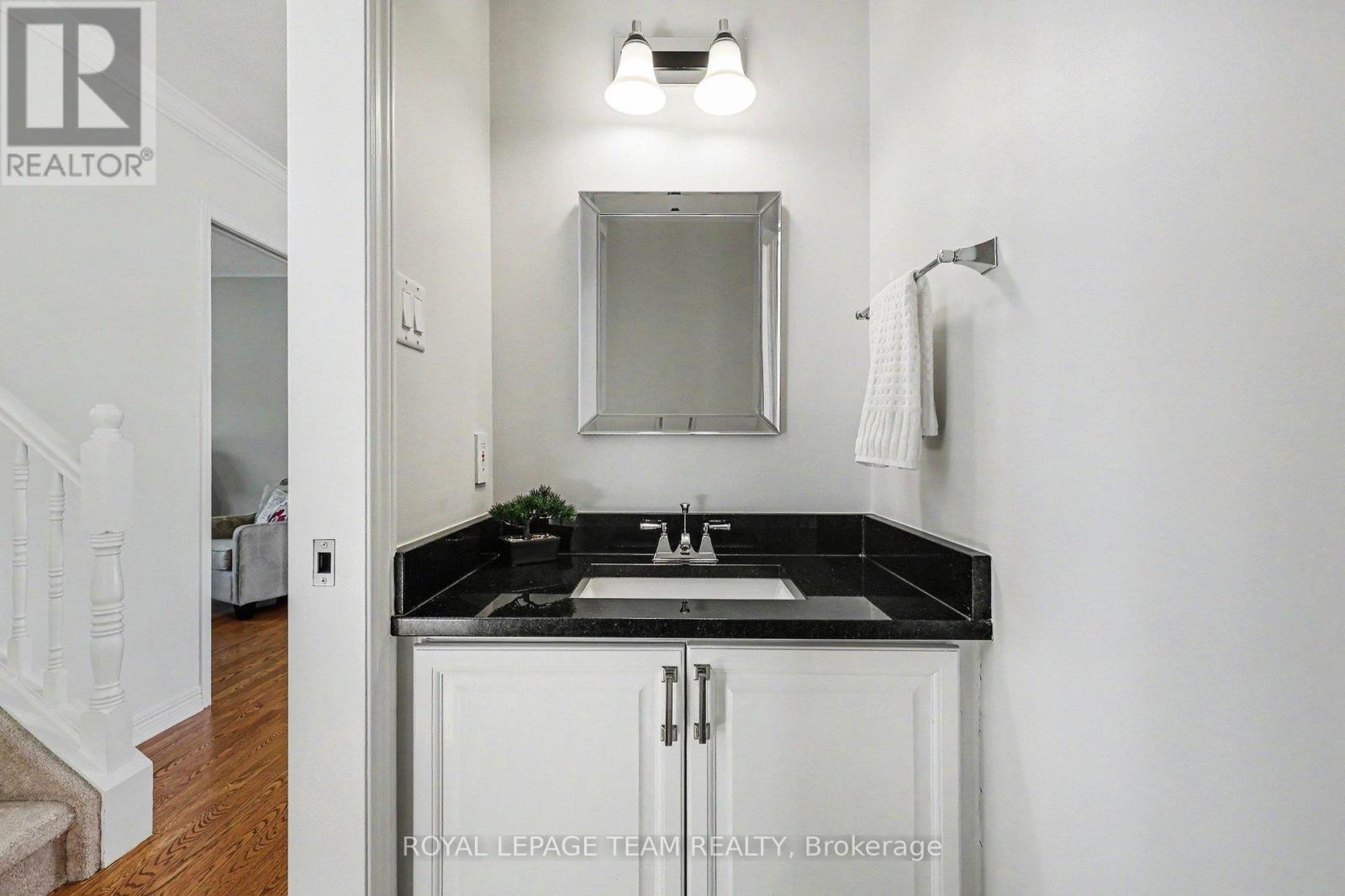 12 CATHERWOOD COURT - 19