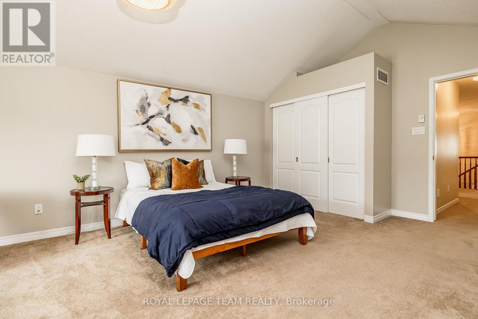 10 BEECHGROVE GARDENS - 25