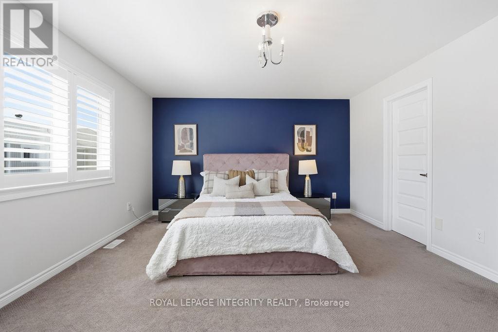 24 PONDHAWK WAY - 34