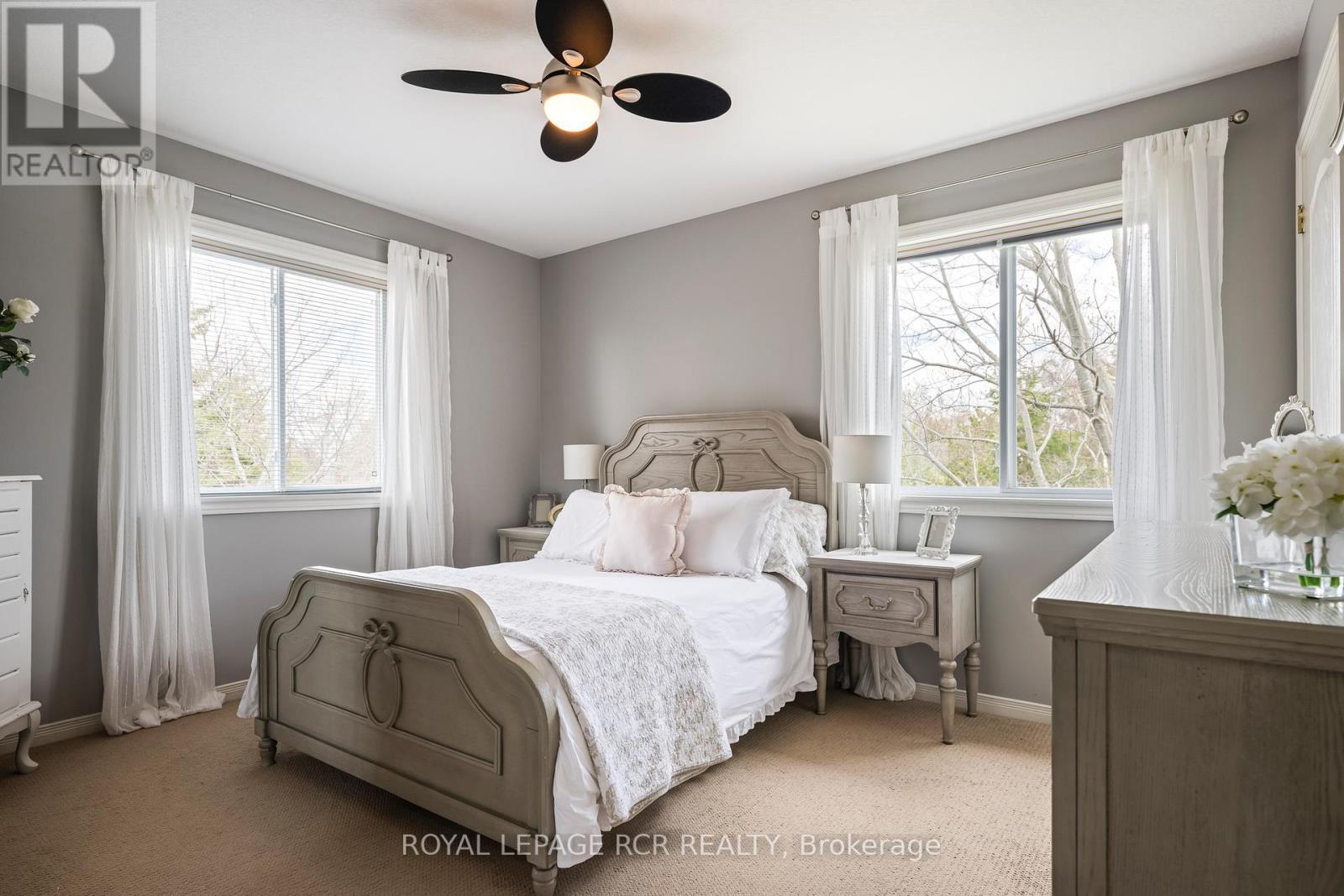 11 SANDRINGHAM CIRCLE - 13