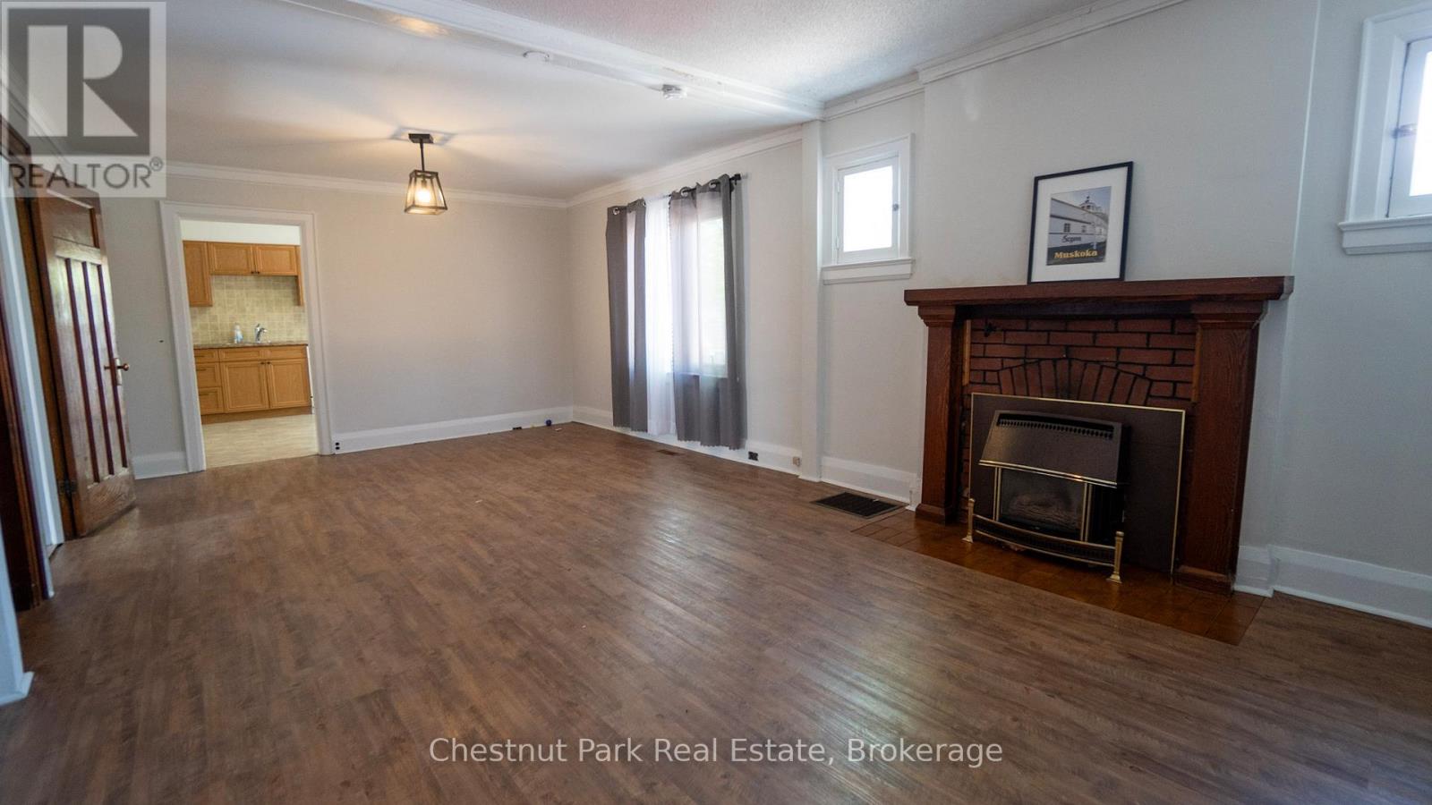 571 MUSKOKA ROAD N - 14