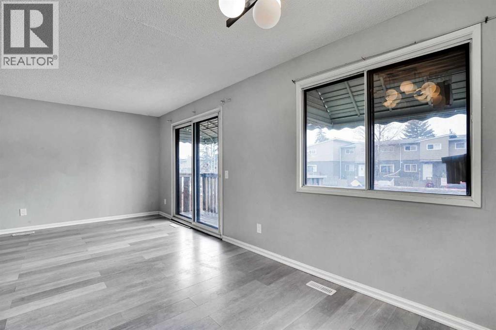 #D 903 44 Street SE - 15