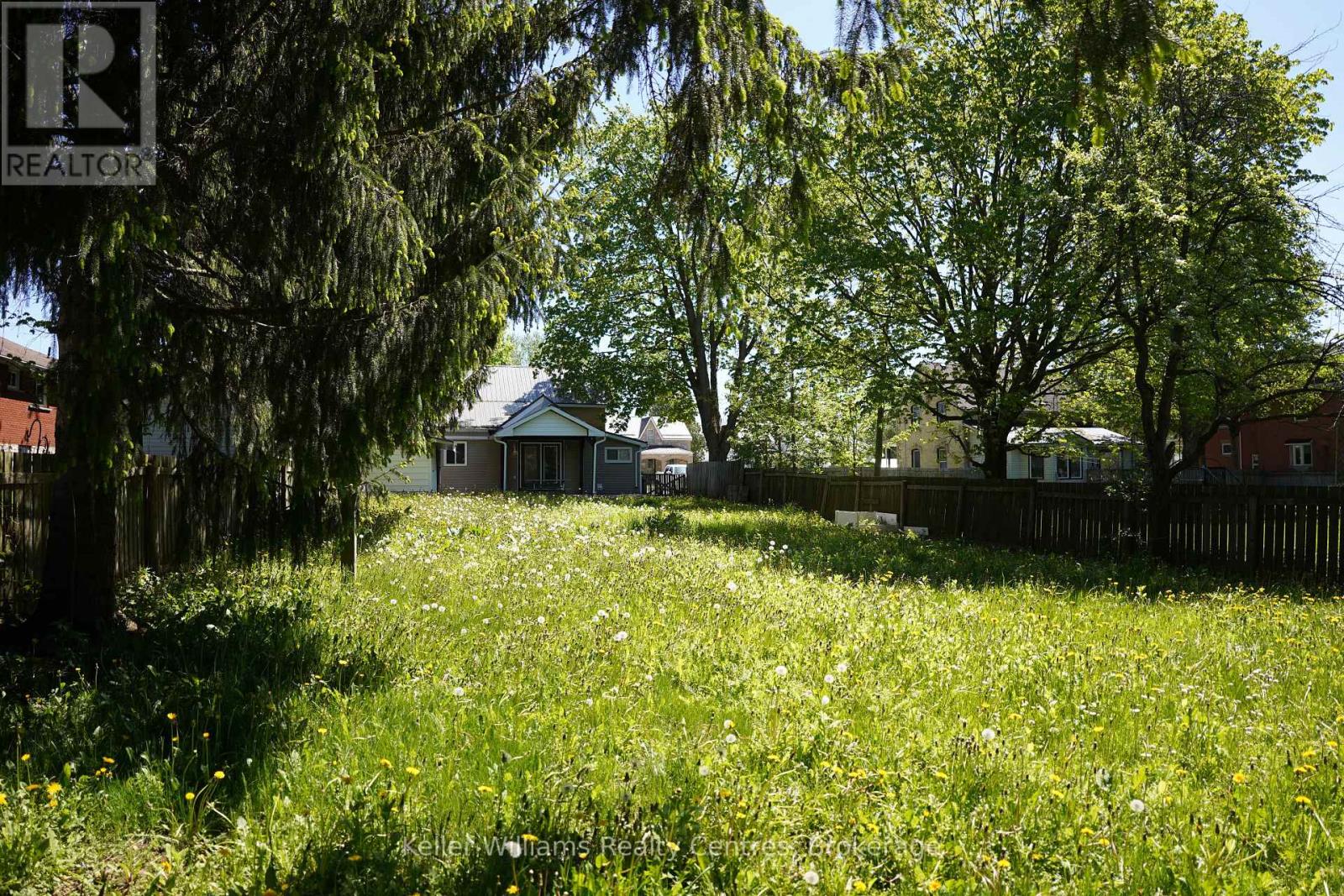 551 LOUISA STREET - 37