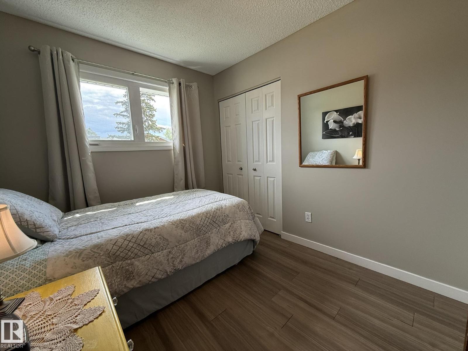 9848 151 ST NW - 24