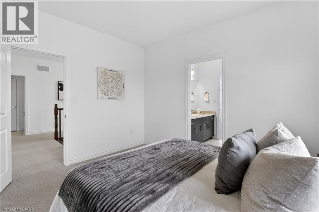 4057 HIGHLAND PARK Drive - 34