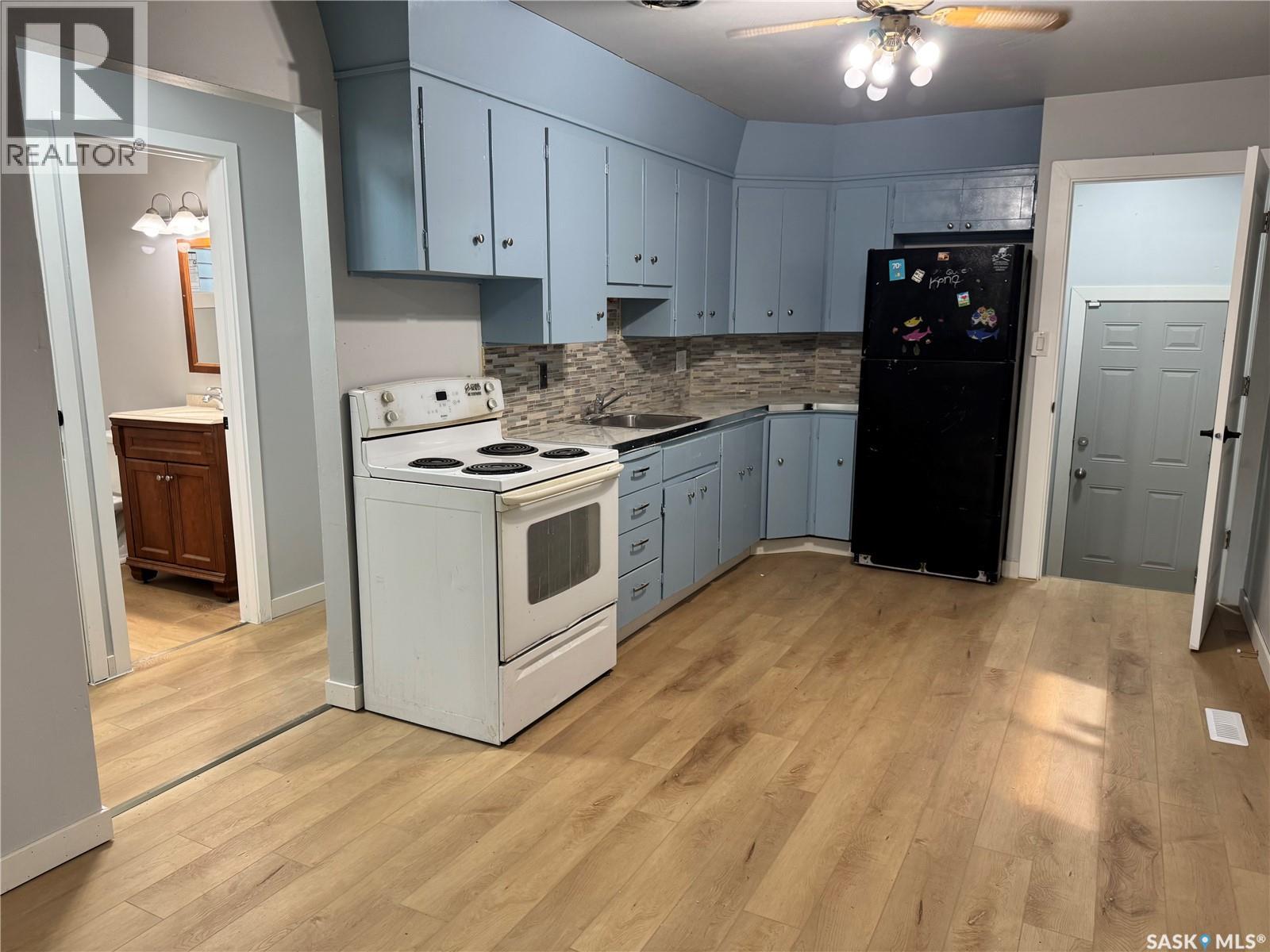 1157 Cameron STREET - 6