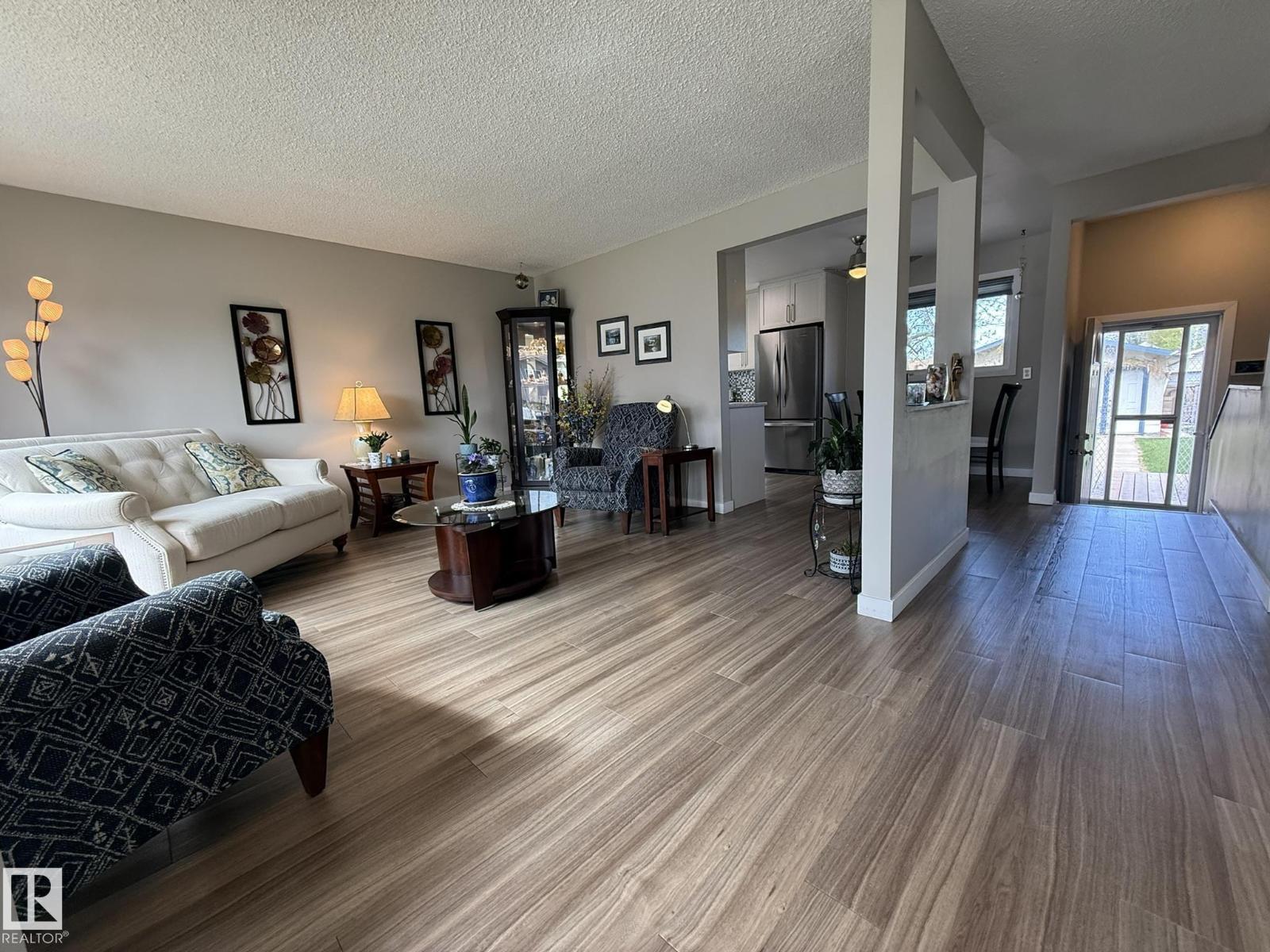 9848 151 ST NW - Image 2