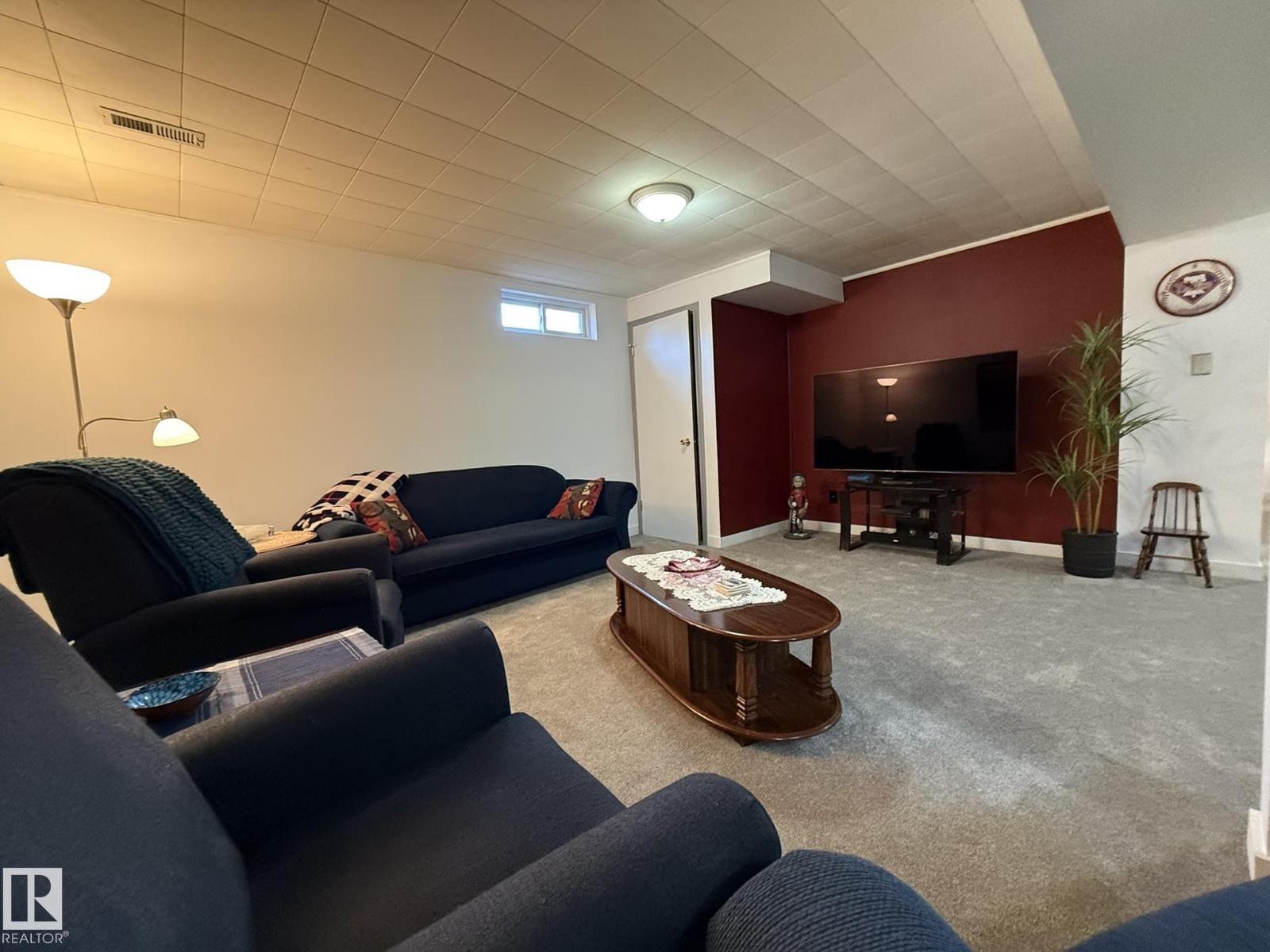 9848 151 ST NW - 33