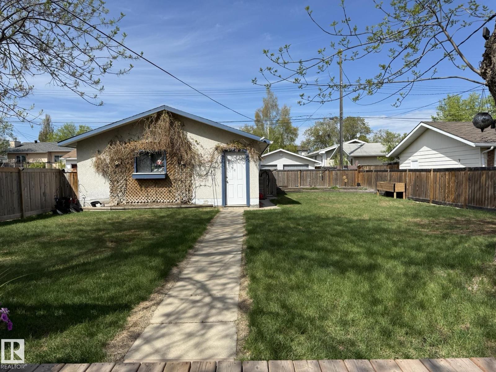 9848 151 ST NW - 50