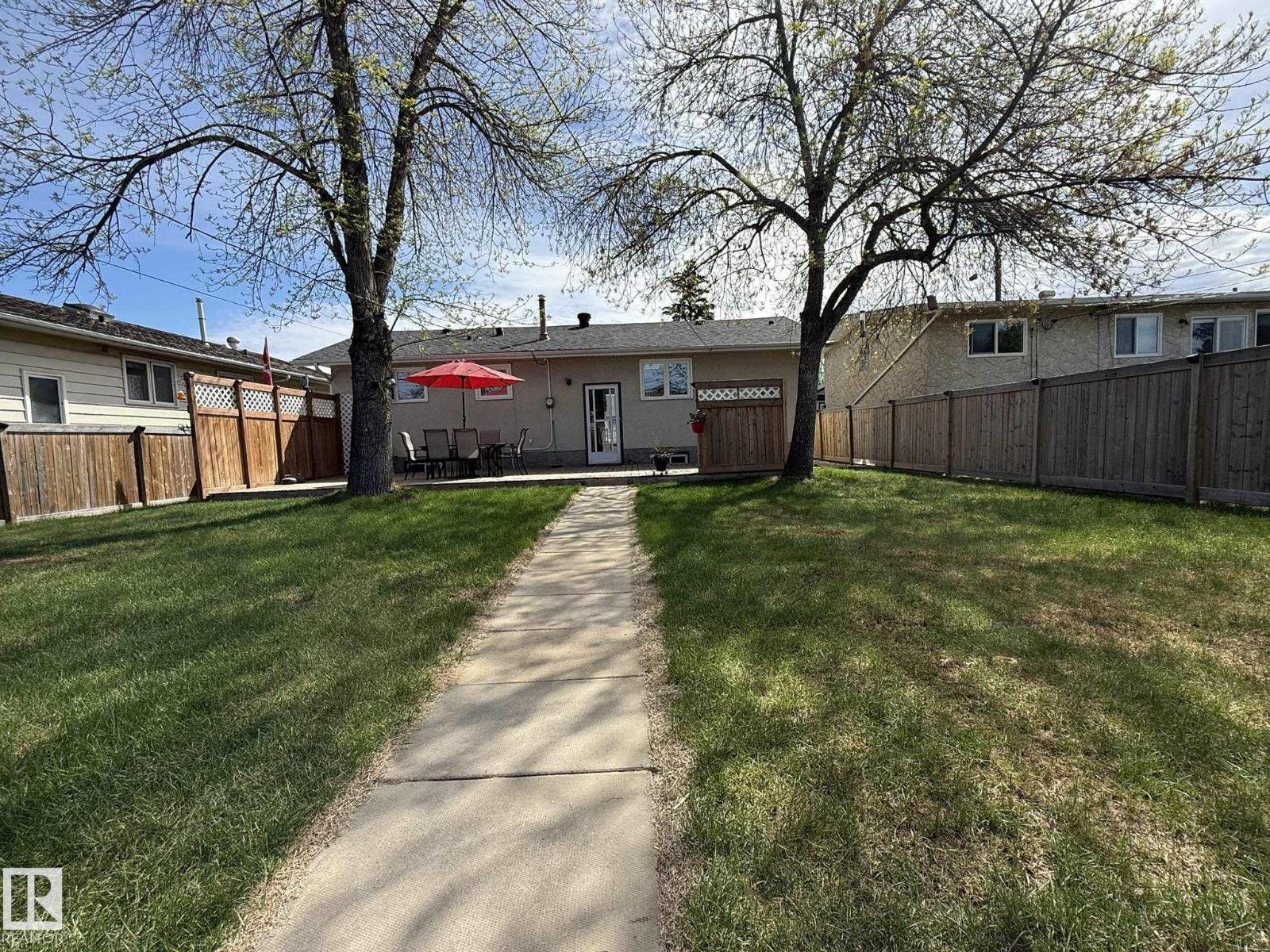 9848 151 ST NW - 51