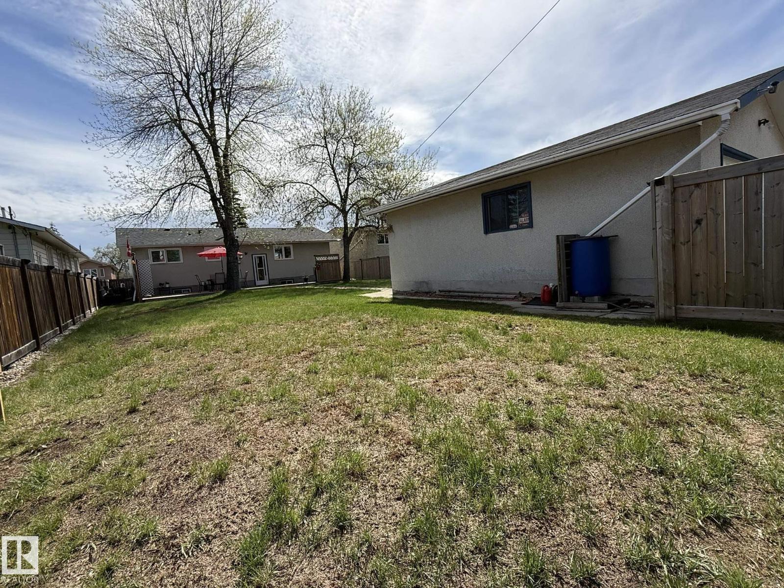 9848 151 ST NW - 54