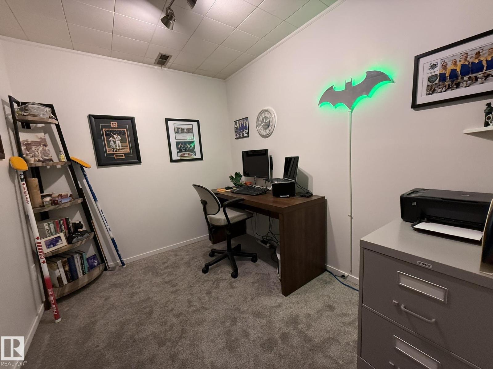 9848 151 ST NW - 37