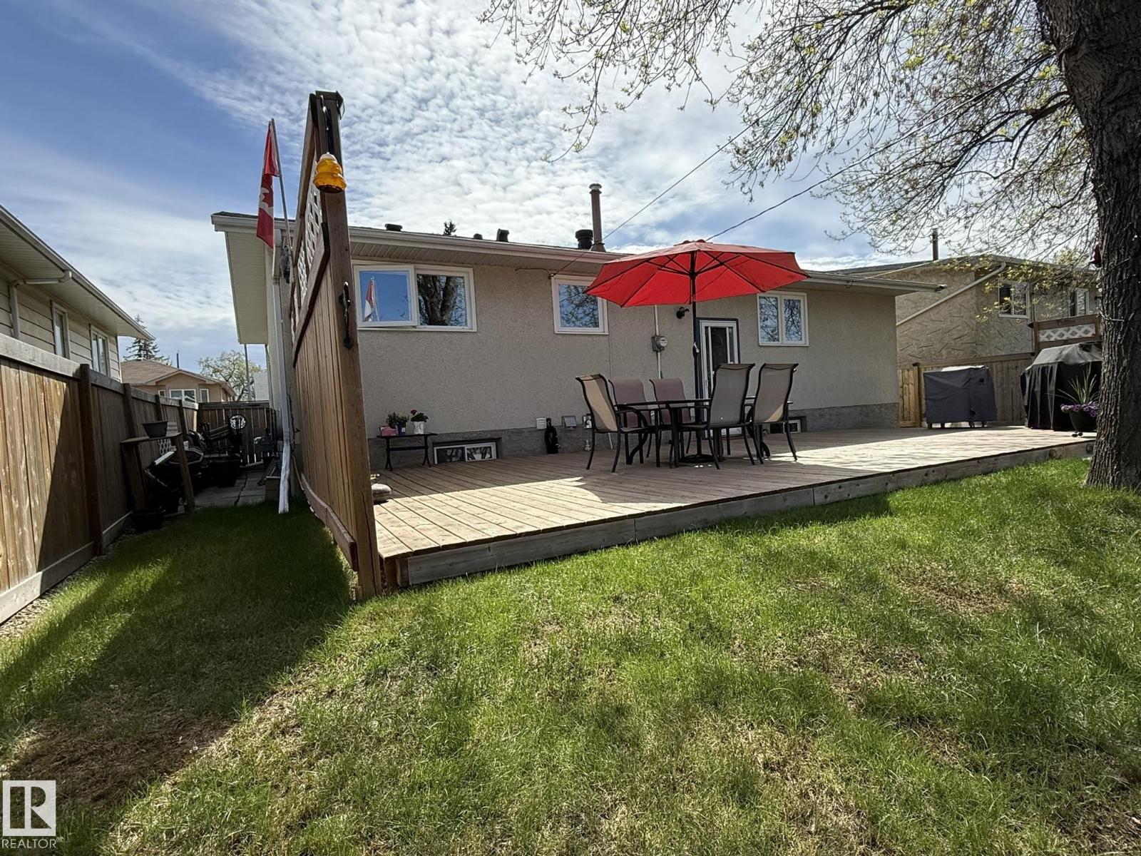 9848 151 ST NW - 46