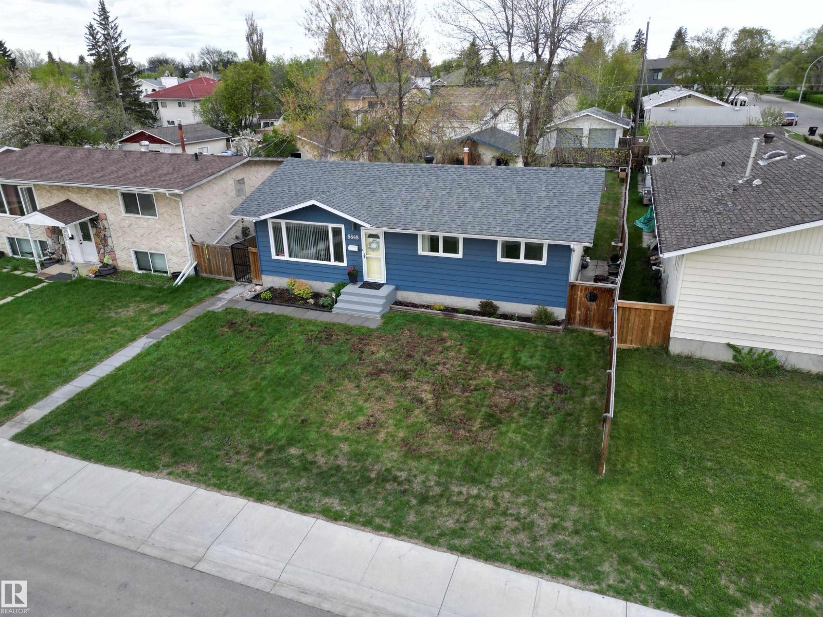 9848 151 ST NW - 64