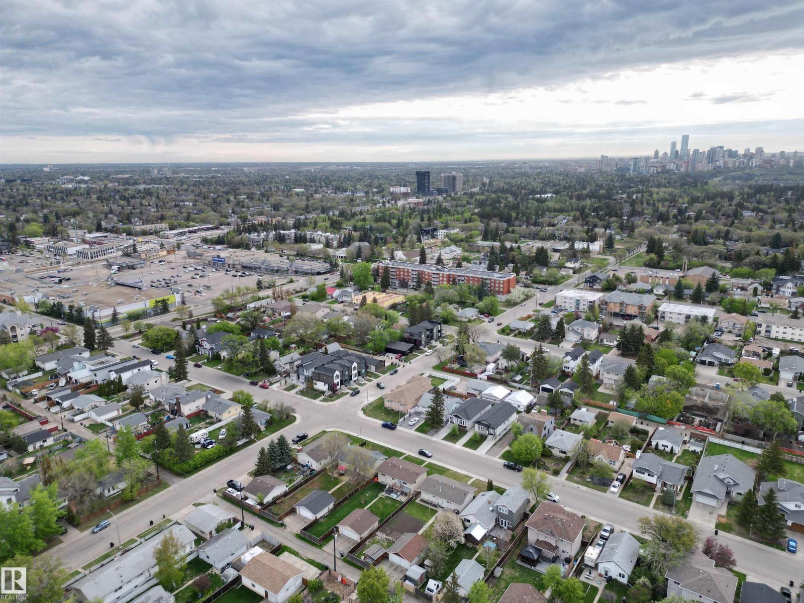 9848 151 ST NW - 74