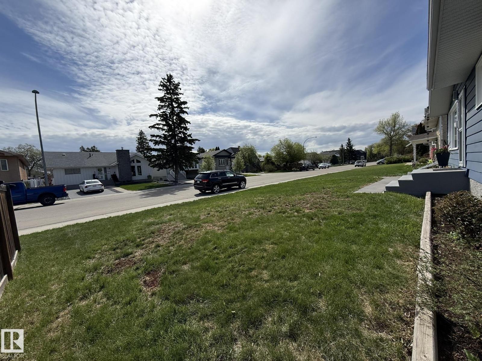 9848 151 ST NW - 60