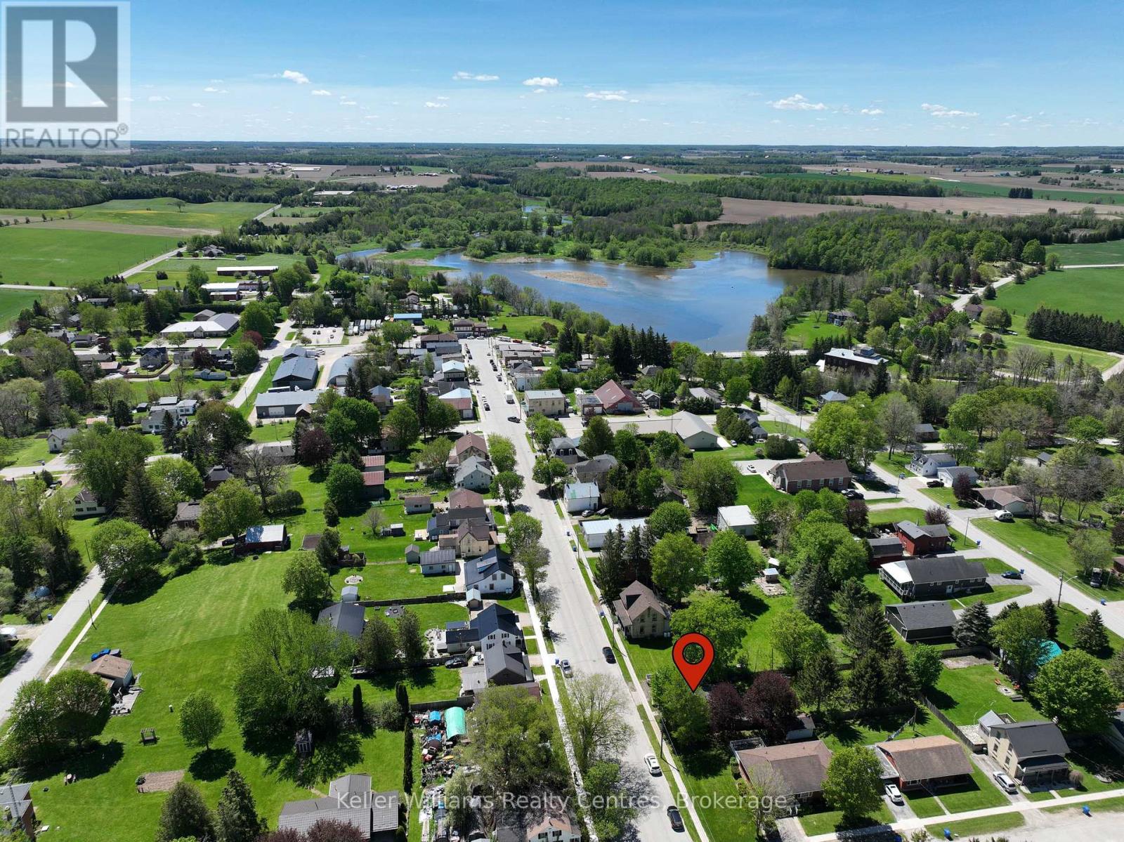 551 LOUISA STREET - 6