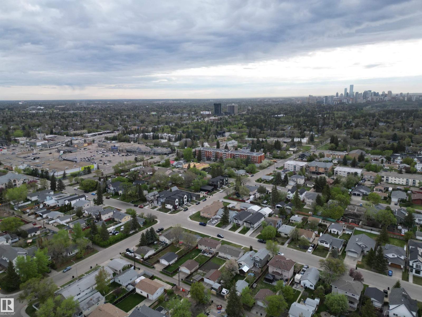 9848 151 ST NW - 73
