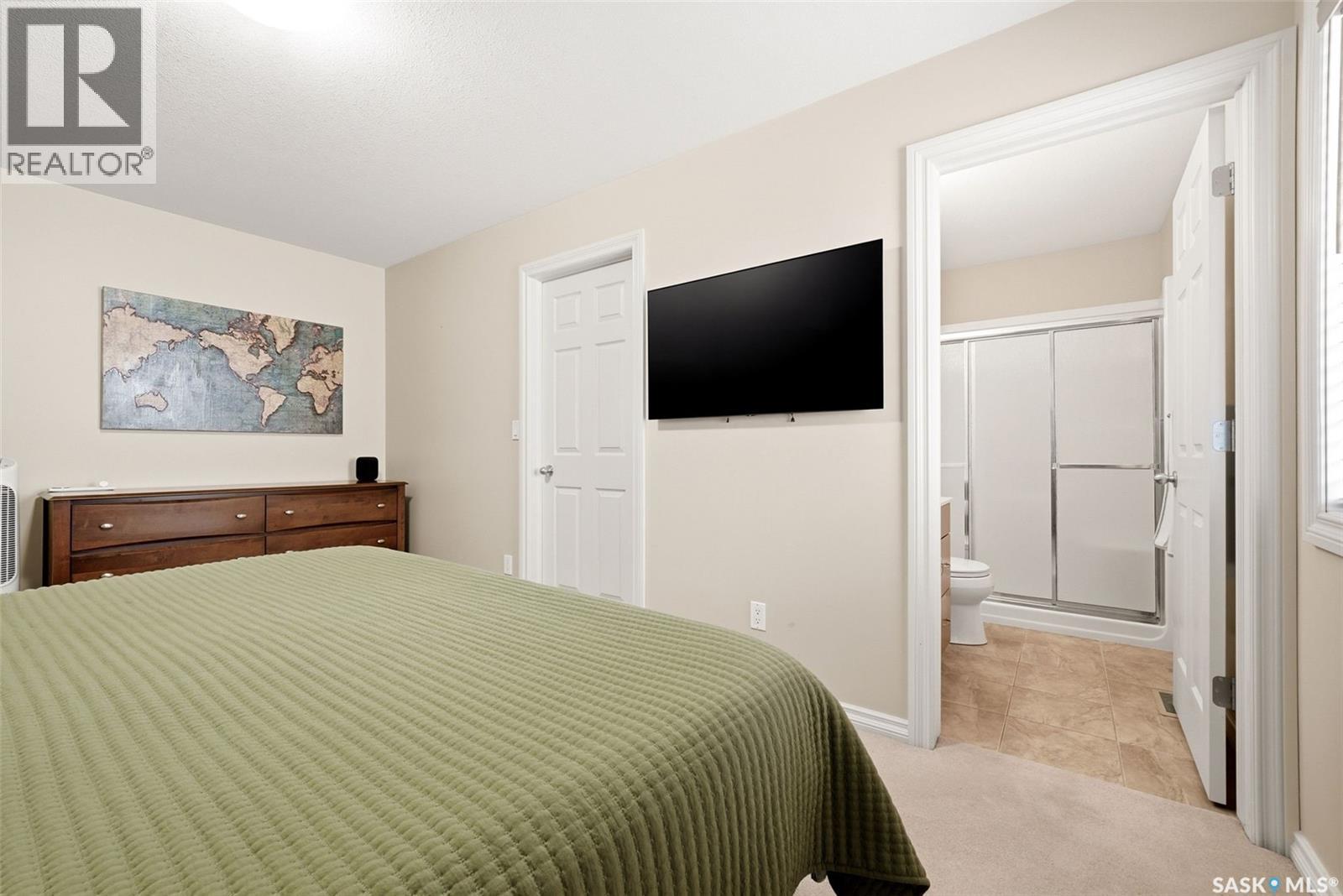 2090 Laurier BAY E - 15