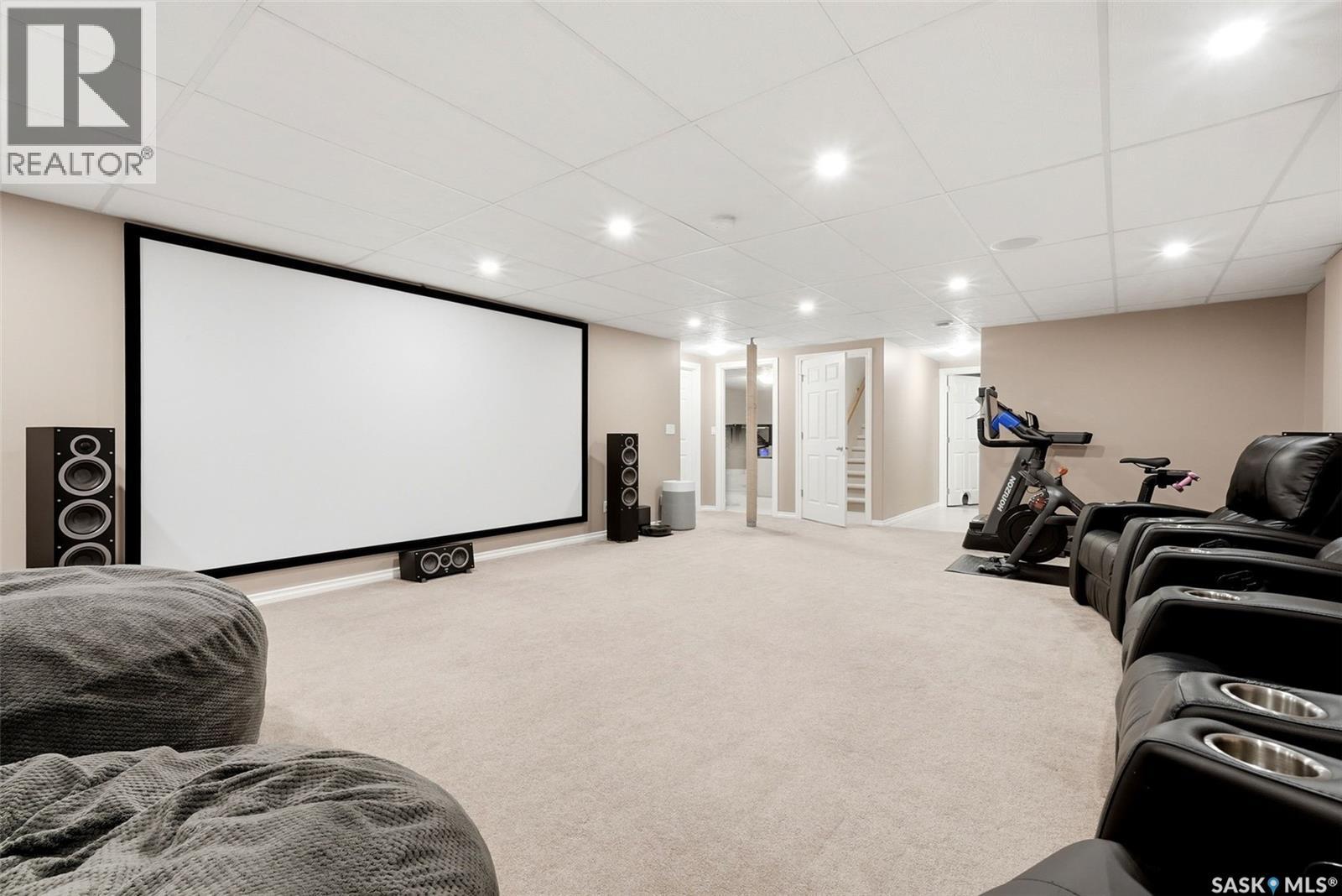 2090 Laurier BAY E - 26