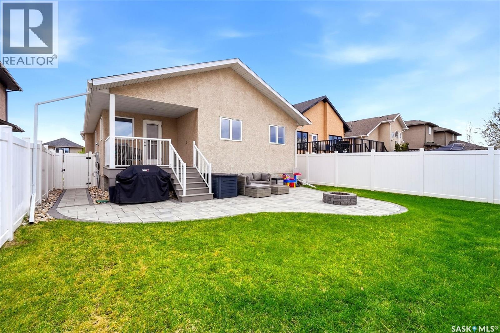 2090 Laurier BAY E - 37