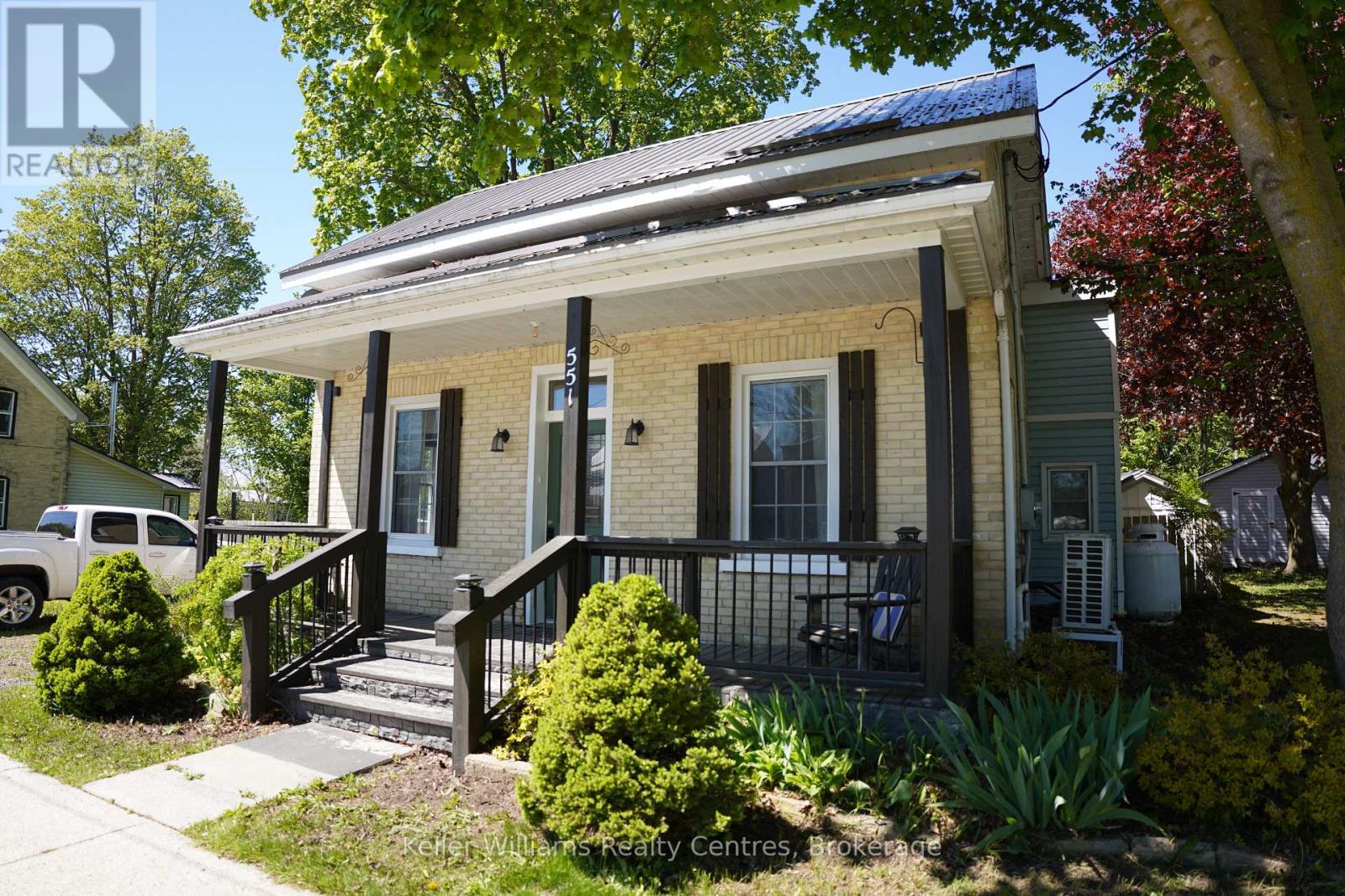 551 LOUISA STREET - 1