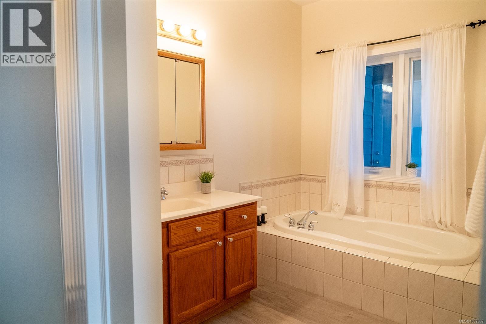 37189 Schooner Way, Pender Island