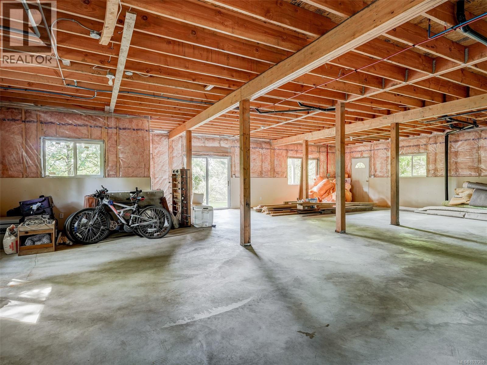 5183 Sooke Rd - 16