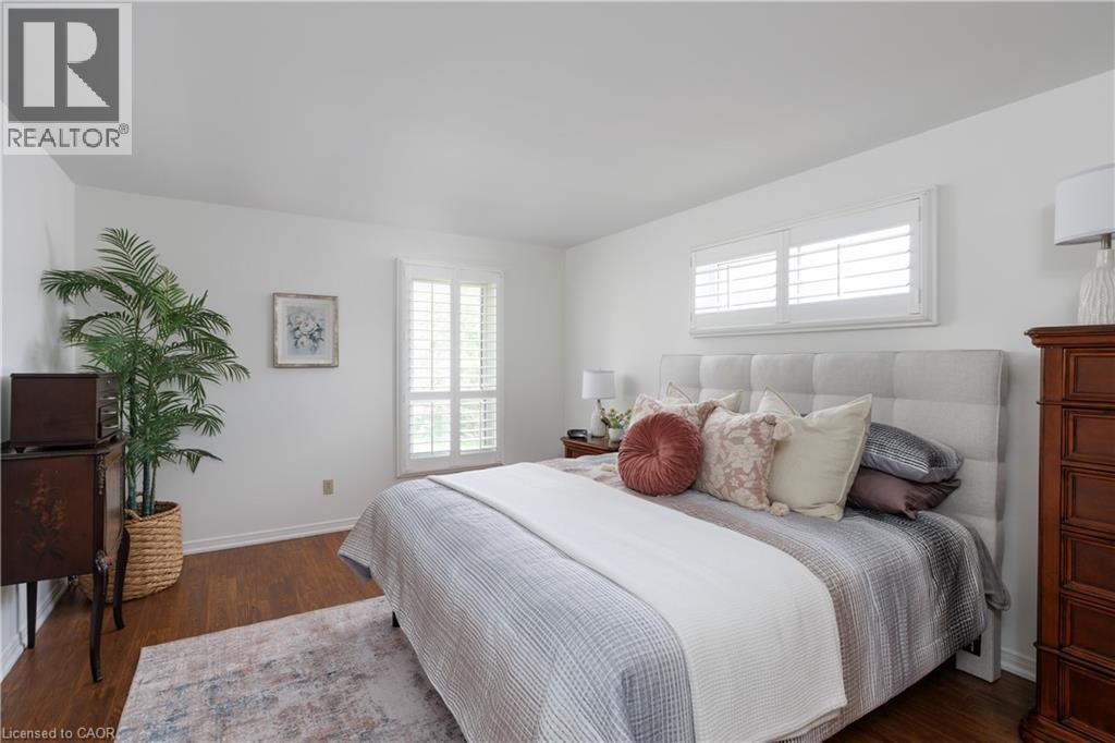 2174 WINCHESTER Court - 30