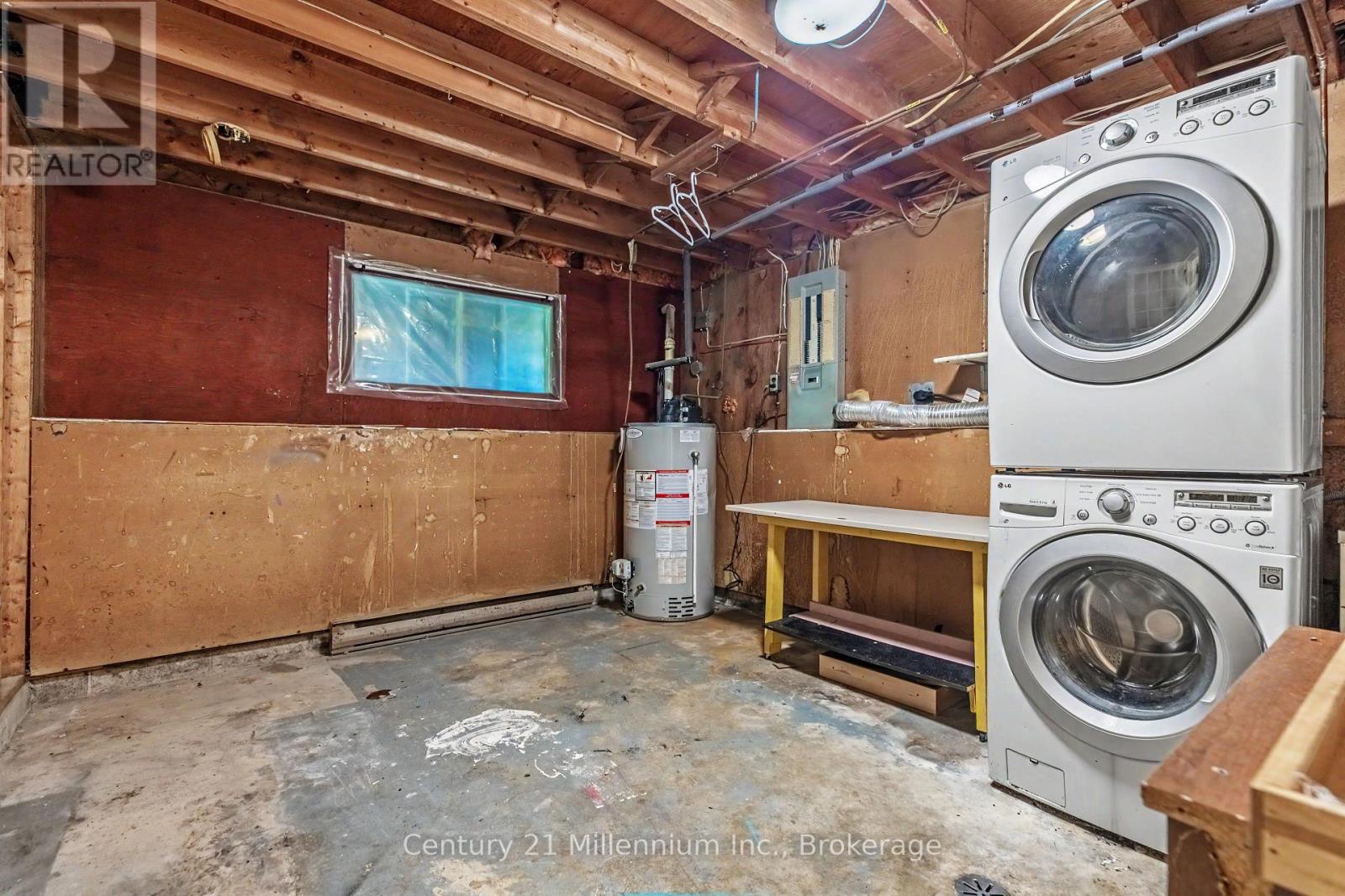 240 5TH A AVENUE W - 45