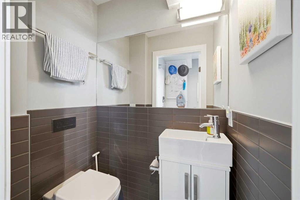 #403 1521 26 Avenue SW - 13