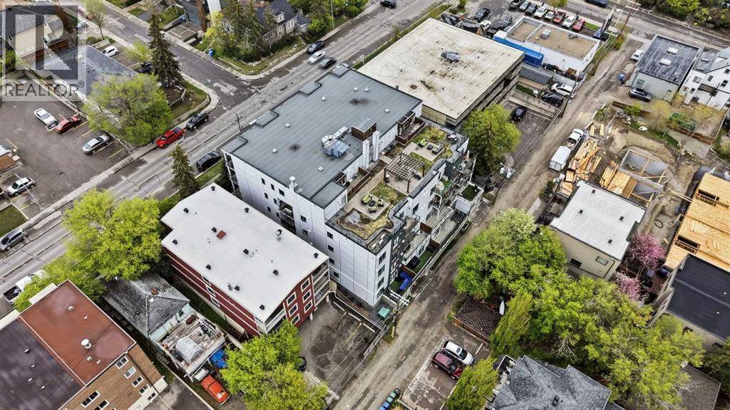#403 1521 26 Avenue SW - 33