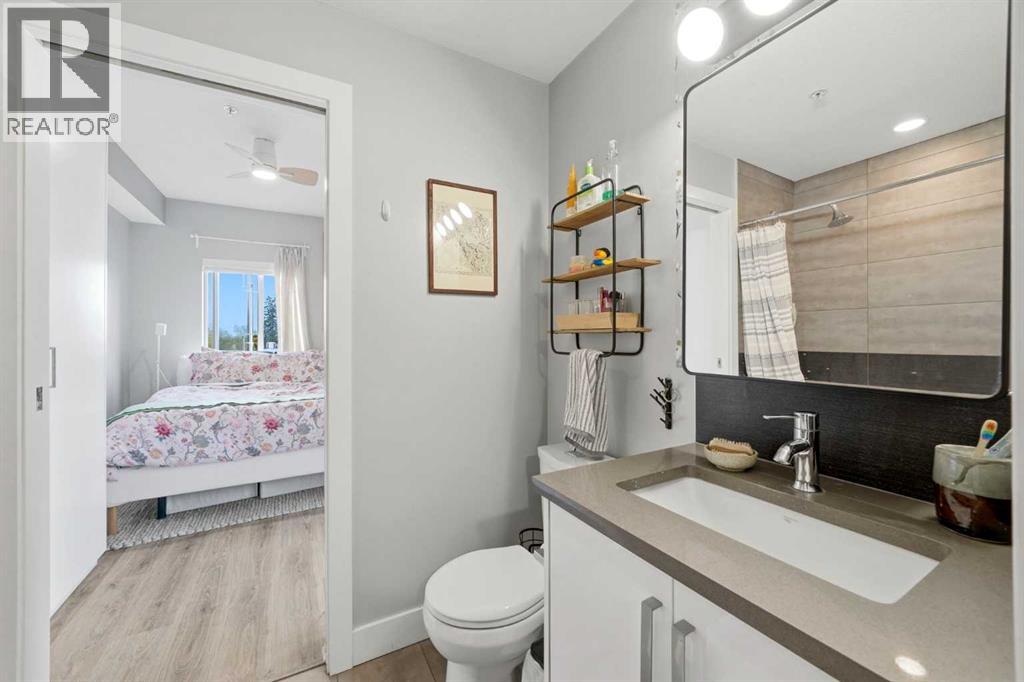 #403 1521 26 Avenue SW - 12