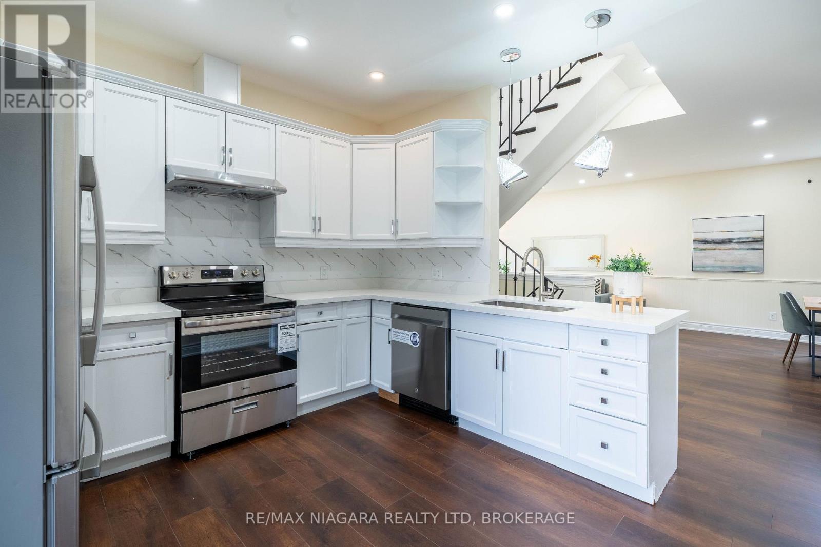 178 RYKERT STREET - 11