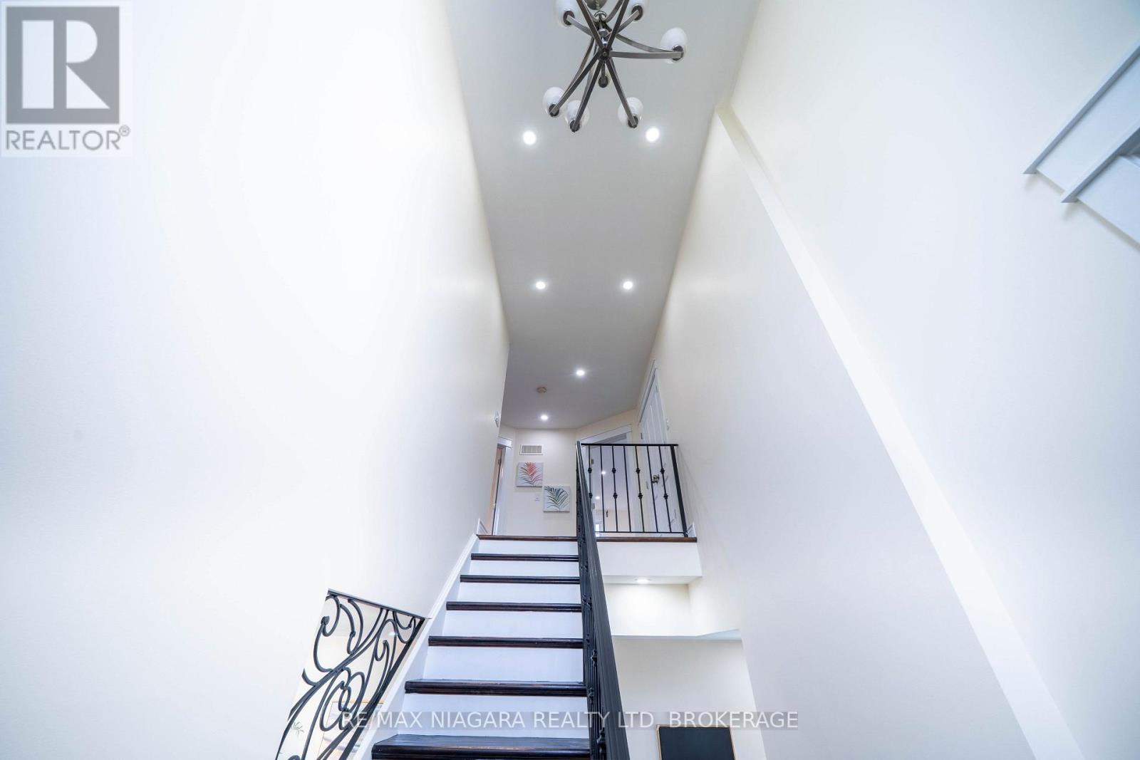 178 RYKERT STREET - 29