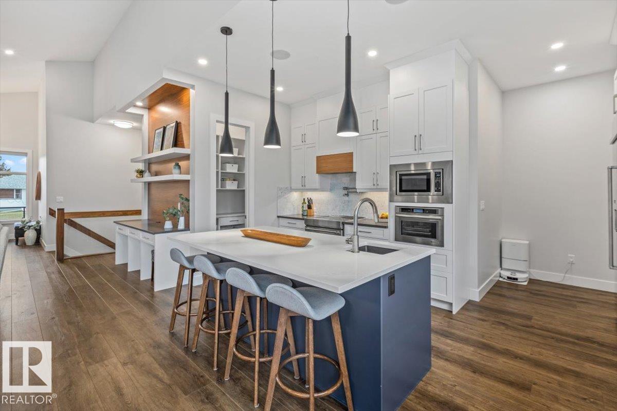 10611 146 ST NW NW - 11