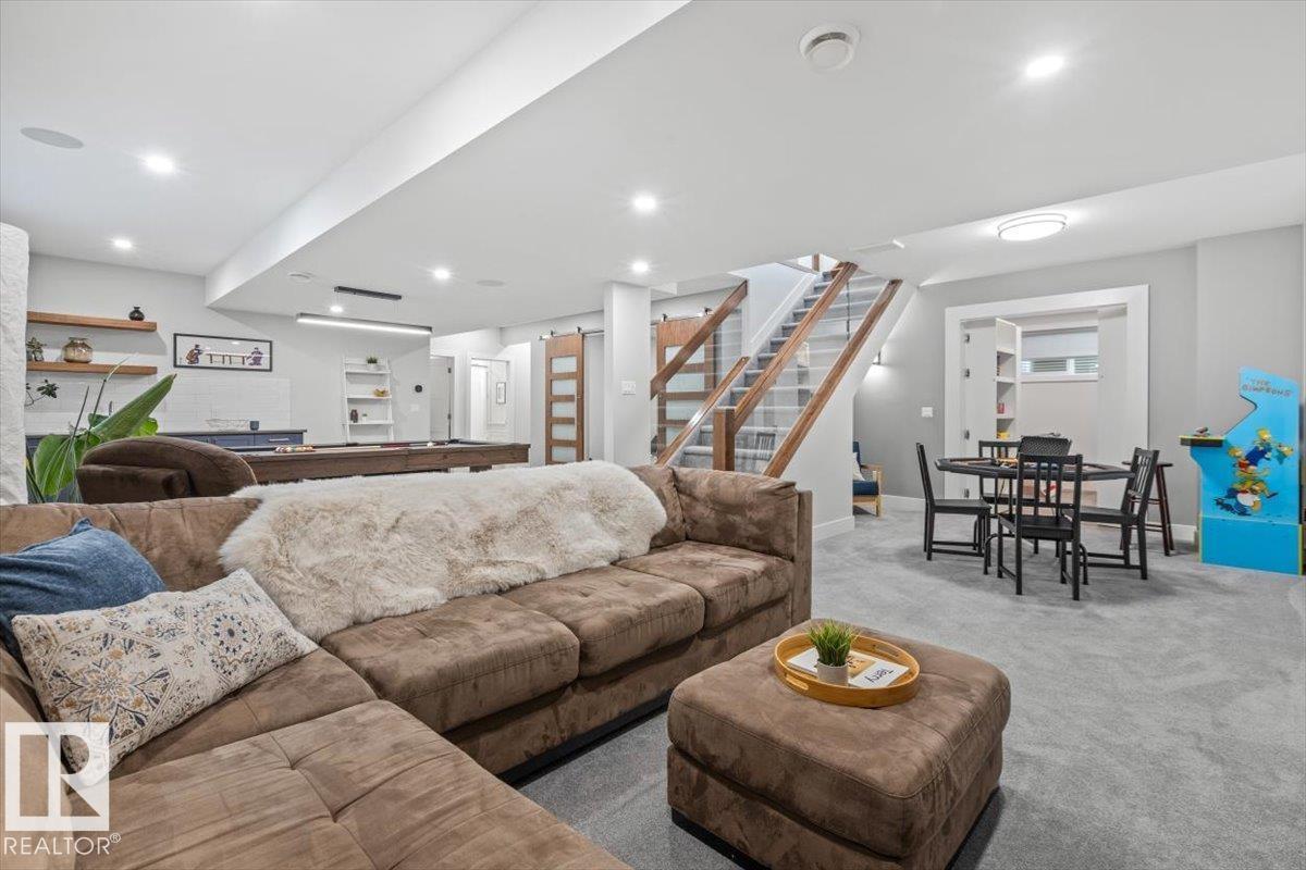 10611 146 ST NW NW - 28