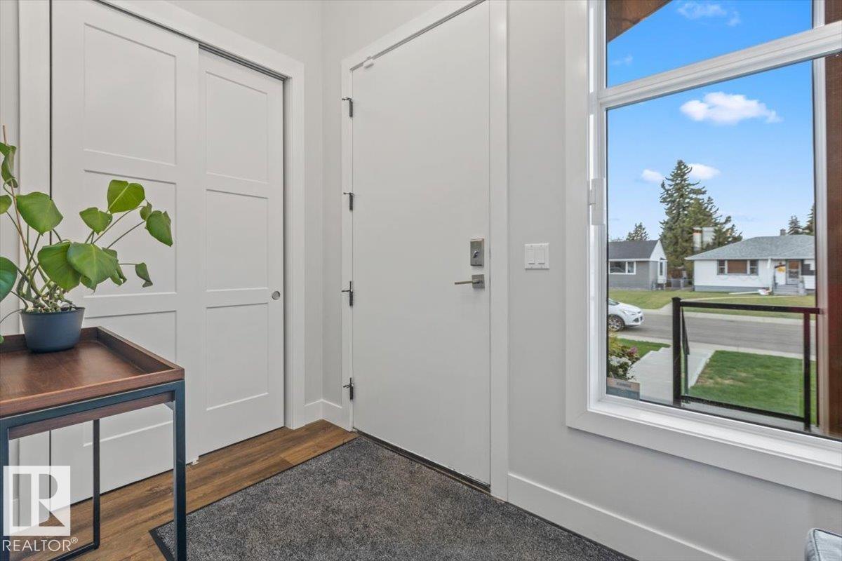10611 146 ST NW NW - 2