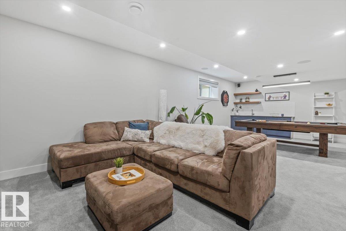 10611 146 ST NW NW - 29