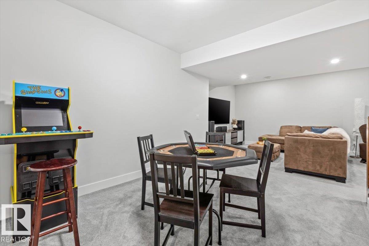 10611 146 ST NW NW - 33