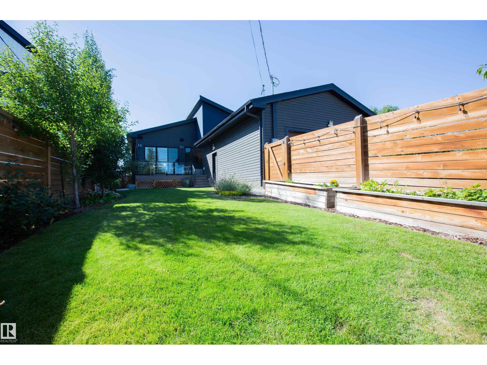 10611 146 ST NW NW - 46