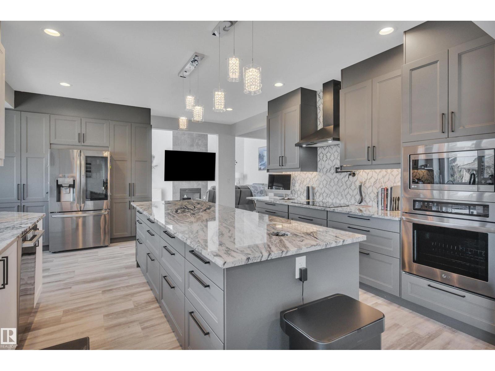 #179 52304 RGE ROAD 233 - 11