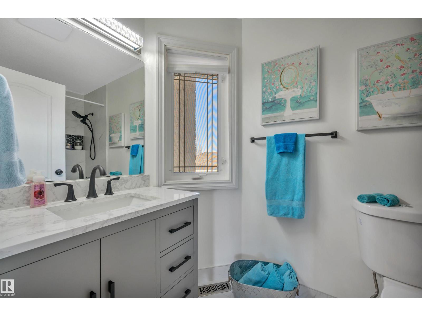 #179 52304 RGE ROAD 233 - 34