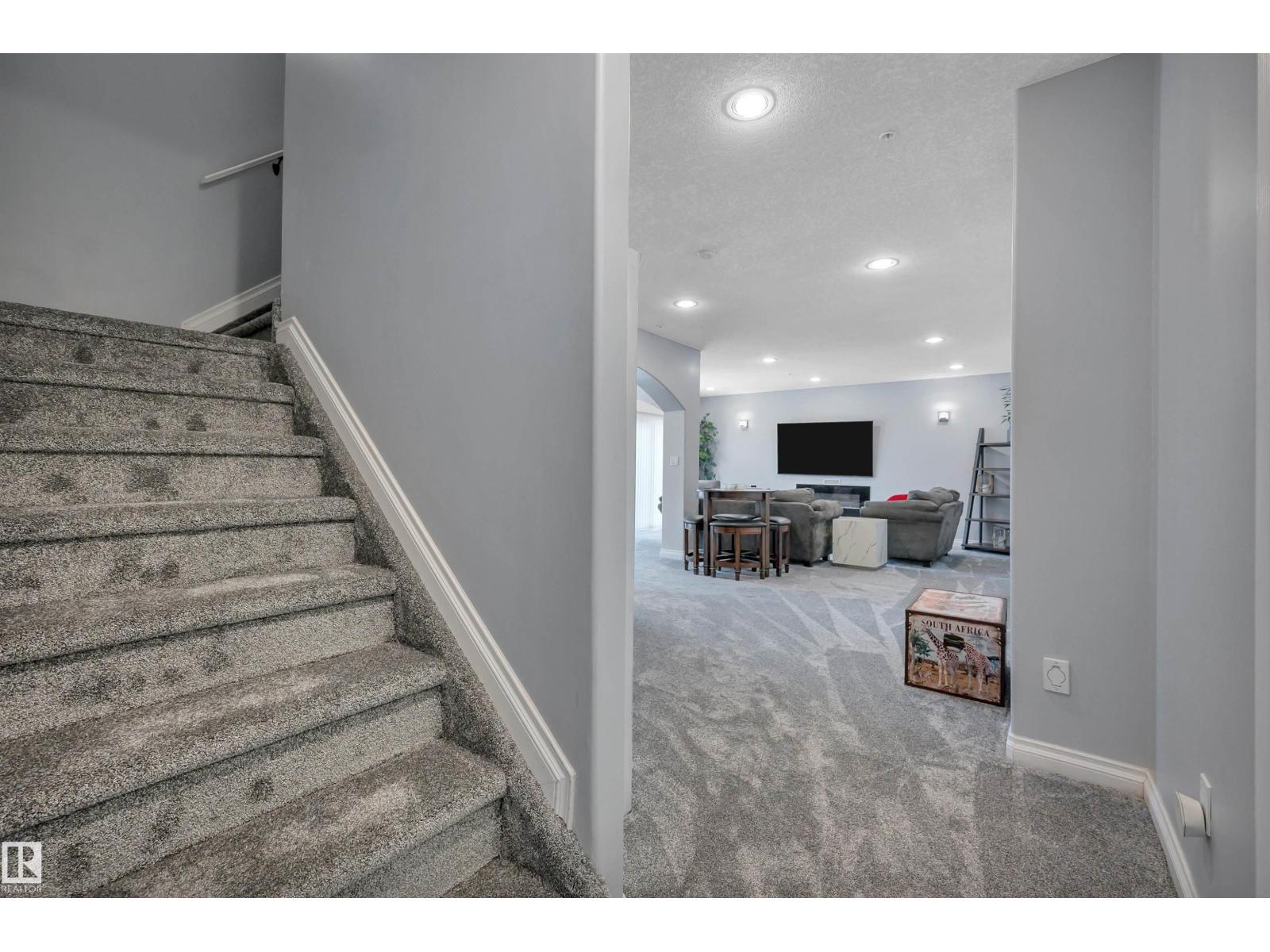 #179 52304 RGE ROAD 233 - 40